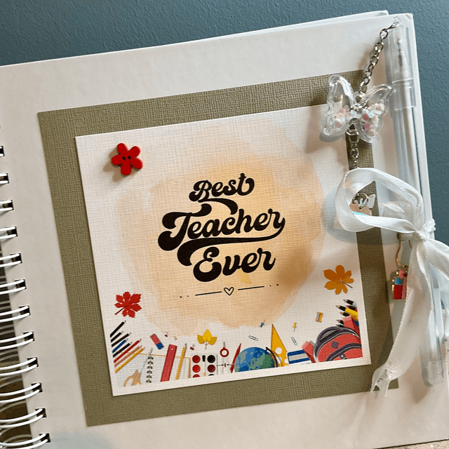 Personalised teacher’s scrapbook journal with free pen and pendant. Beautiful appreciation gift for teachers.