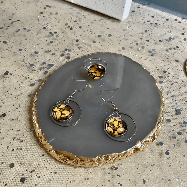 Handmade ring and earring set. Coordinated cabochon jewellery.