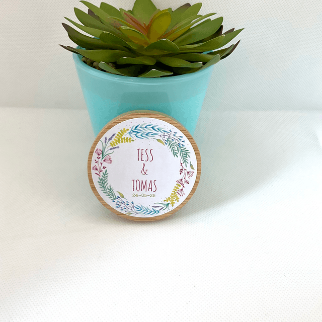 30 pieces  Personalised compact mirror for wedding favours.