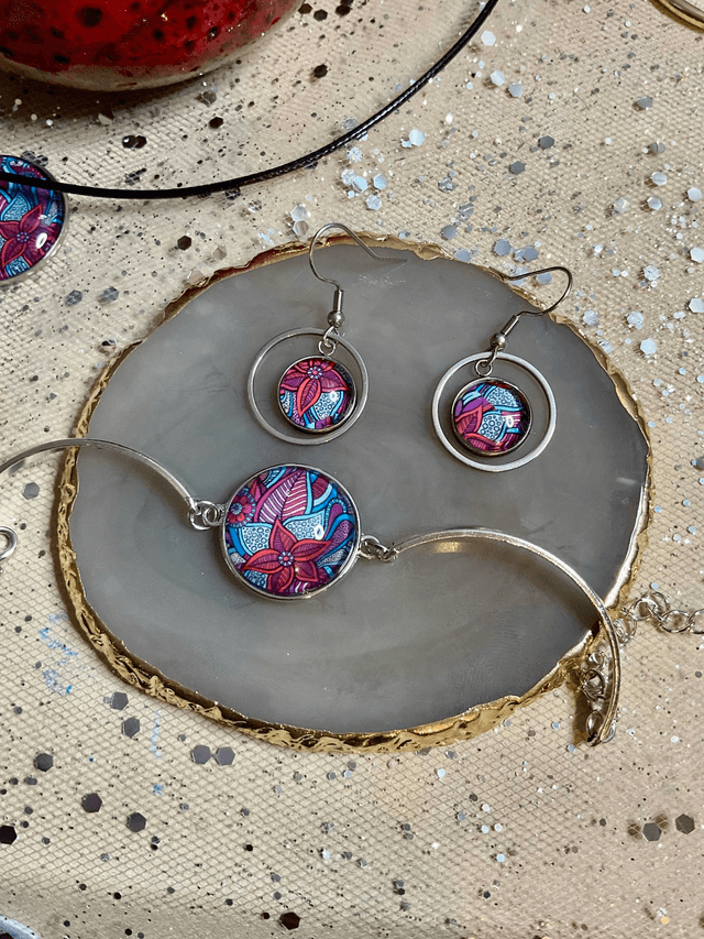 Handmade cabochon jewellery set. Beautiful coordinated jewellery gift.