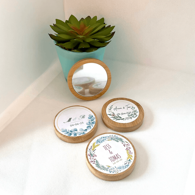 30 pieces  Personalised compact mirror for wedding favours.