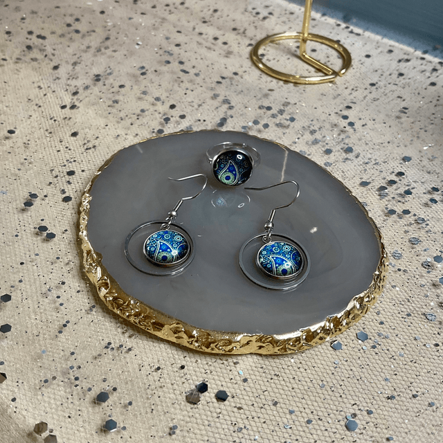 Handmade ring and earrings set. Coordinated cabochon jewellery. Blue