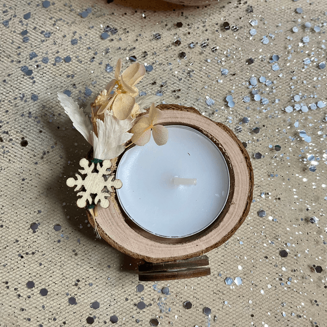 Handmade rustic tea light holder. Gorgeous wedding favours and Christmas gift.