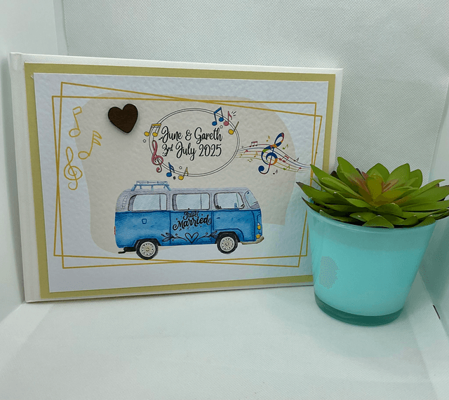 Wedding guest book. Personalised signature’s book .