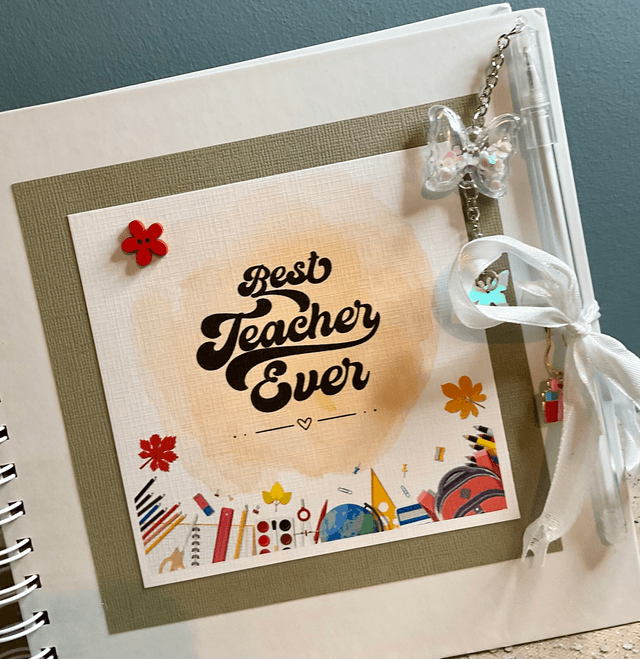 Personalised teacher’s scrapbook journal with free pen and pendant. Beautiful appreciation gift for teachers.