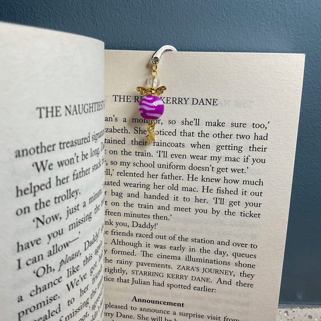 Handmade bookmark for First Communion and Christening favours. Angel design.