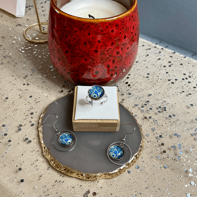 Handmade ring and earrings set. Coordinated cabochon jewellery. Blue