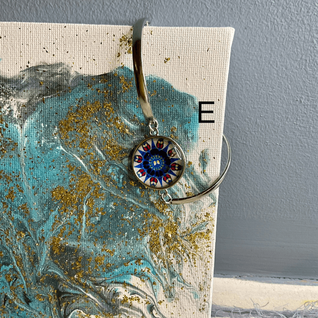 Handmade bracelet with colourful glass cabochon-Handcrafted Colorful jewellery.
