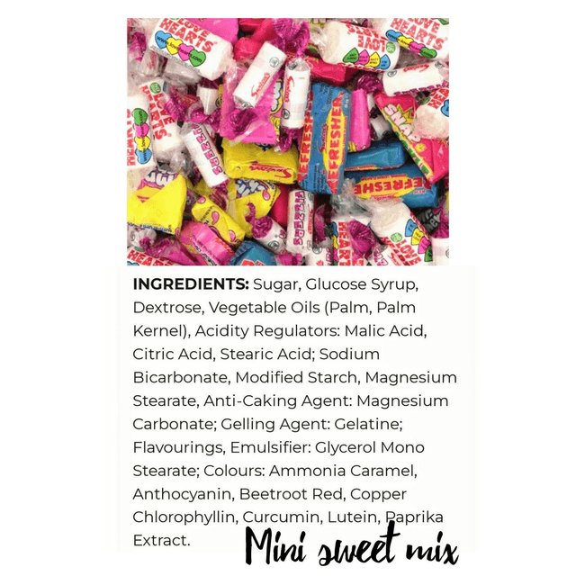 10 pieces Pre-fill Blue favour boxes with sweets ( Confectionary and charms included).