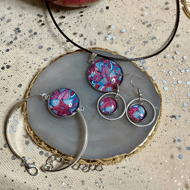Handmade cabochon jewellery set. Beautiful coordinated jewellery gift.