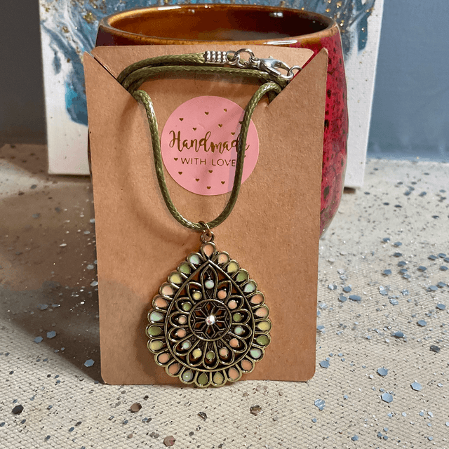 Handmade water drop pendant necklace