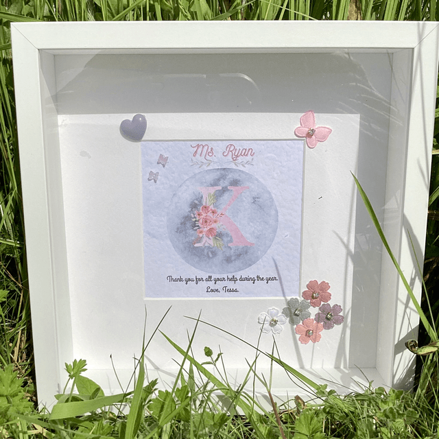 Personalised initial’s scrapbook photo album and frame set with FREE pen and pendant.
